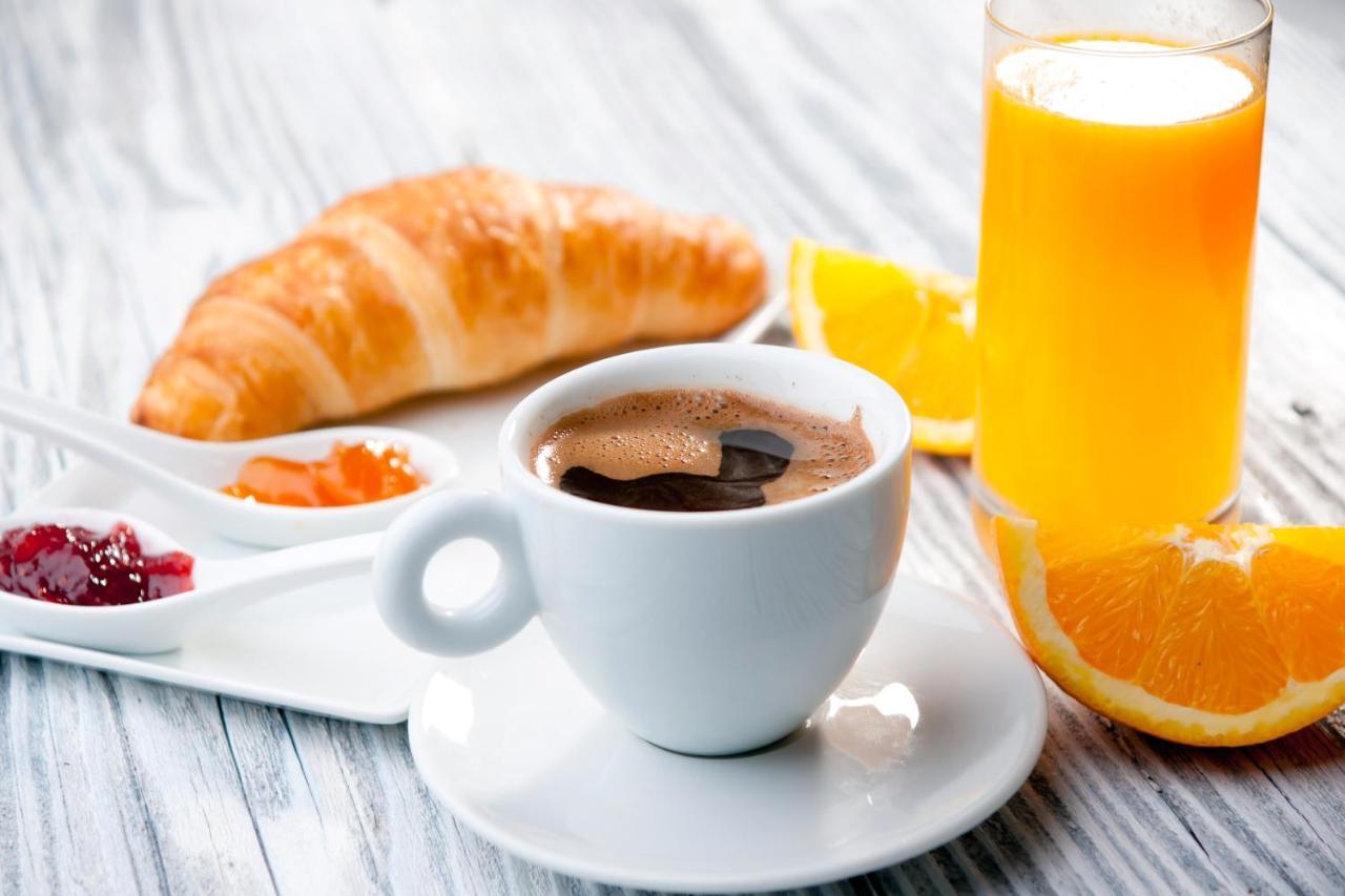 Bed and Breakfast L'Oustaou Chateau-Arnoux-Saint-Auban Esterno foto