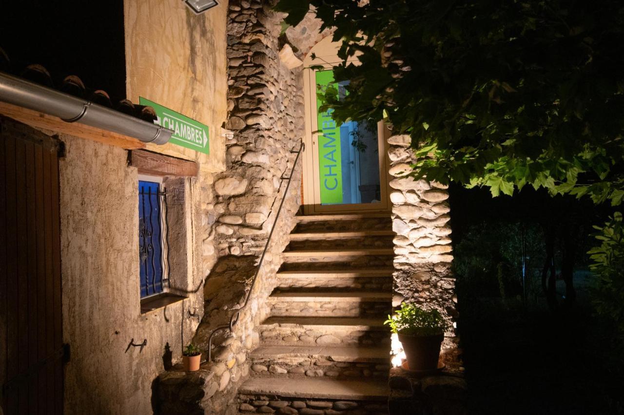 Bed and Breakfast L'Oustaou Chateau-Arnoux-Saint-Auban Esterno foto